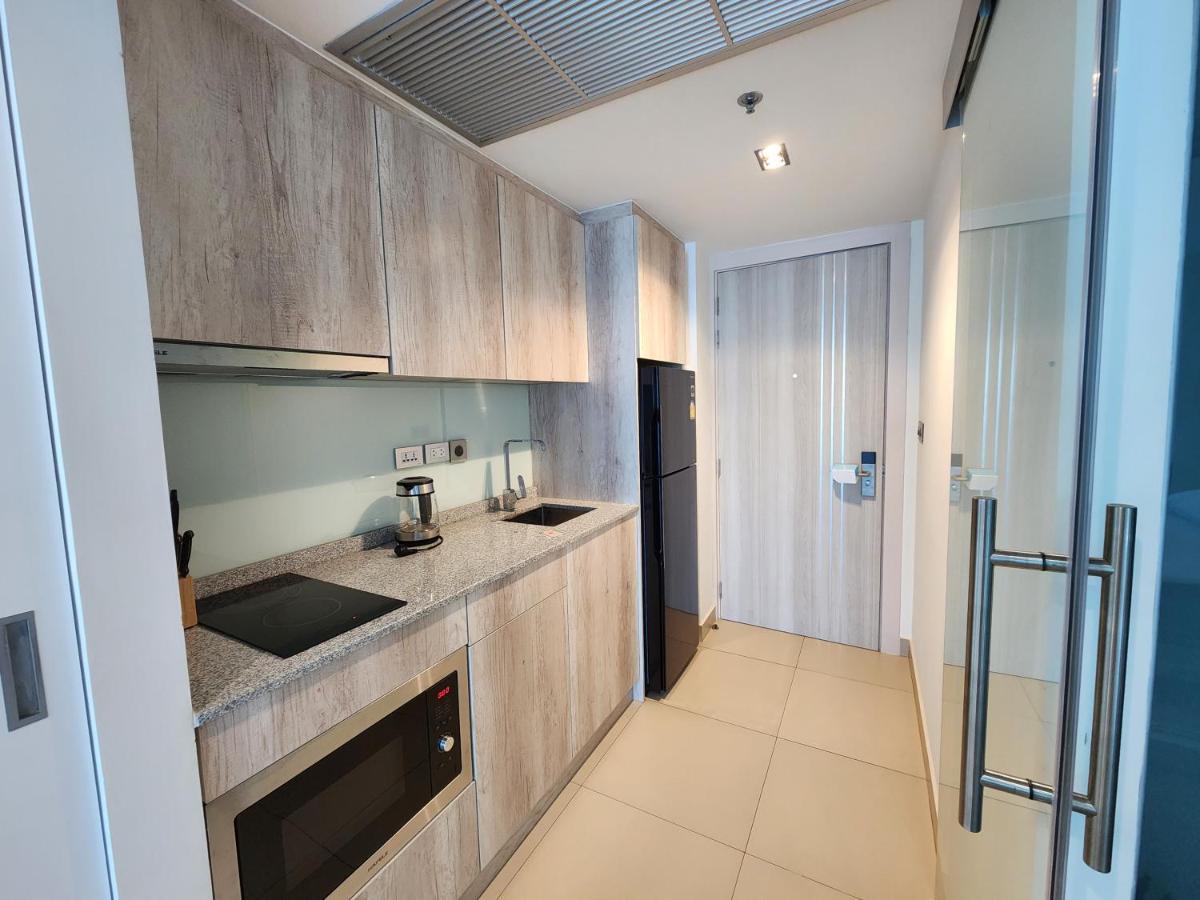 Sands Pratamnak Pattaya Exterior foto