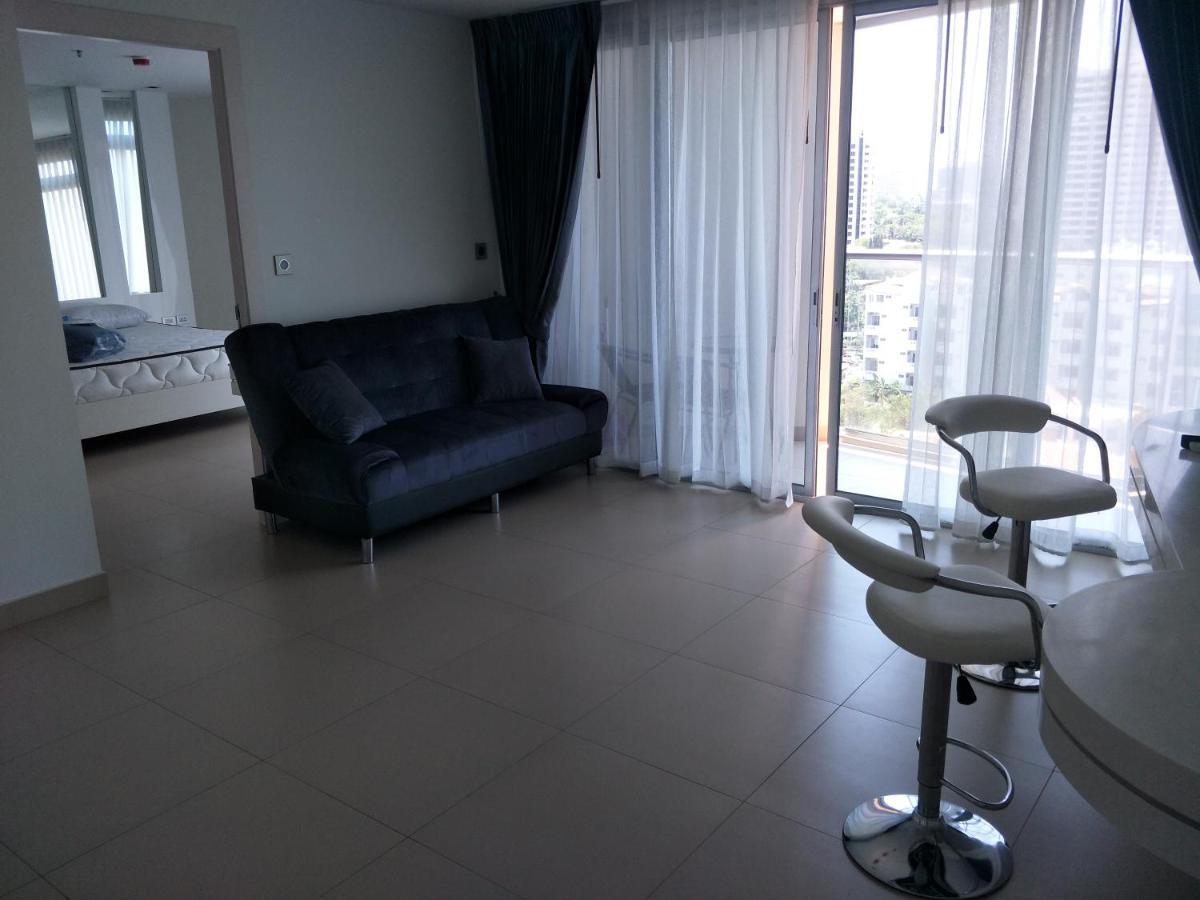 Sands Pratamnak Pattaya Exterior foto