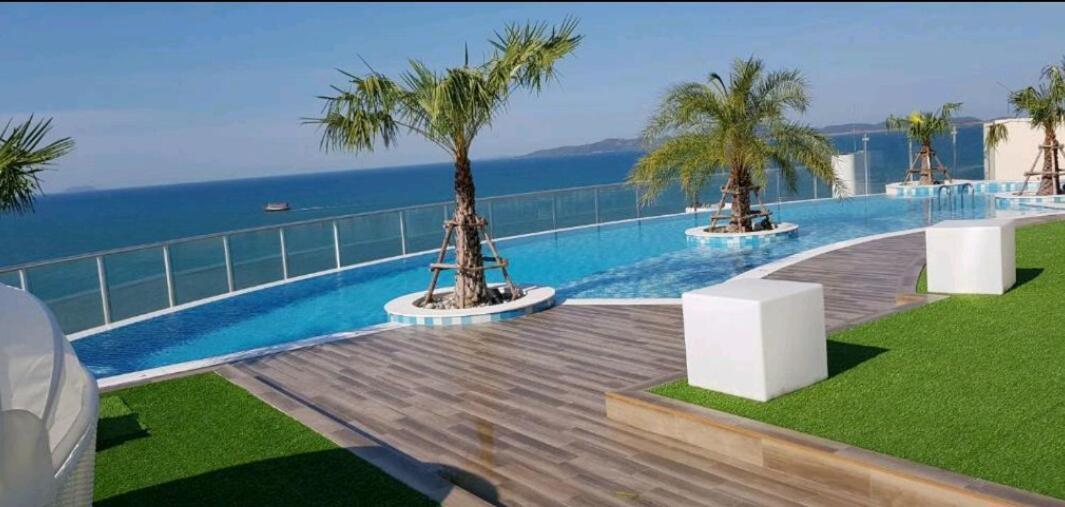 Sands Pratamnak Pattaya Exterior foto